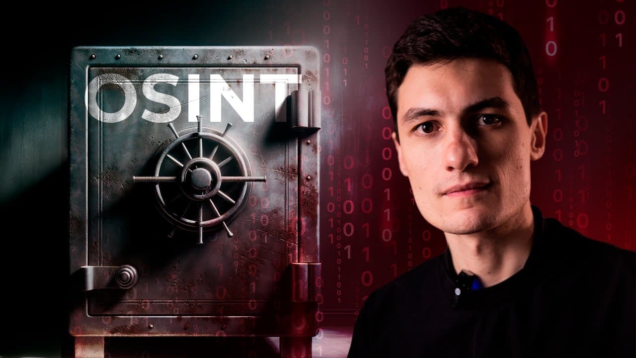 Bruno Fraga em frente ao computador demonstrando ferramentas de investigação OSINT com múltiplas janelas de terminal e navegador abertas