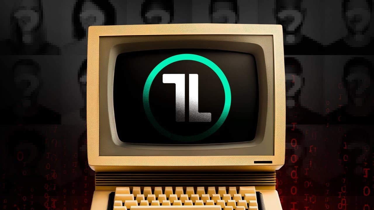 Bruno Fraga apresentando o aulão semanal com tela do TraceLabs e Kali Linux ao fundo